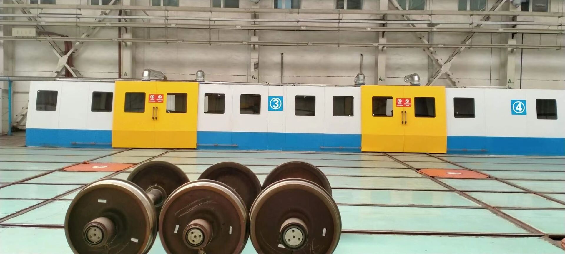 火車車輪輪對(duì)車床防護(hù)