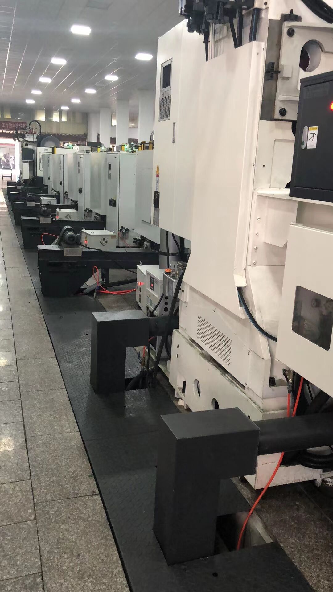 車間現(xiàn)代化集中排屑