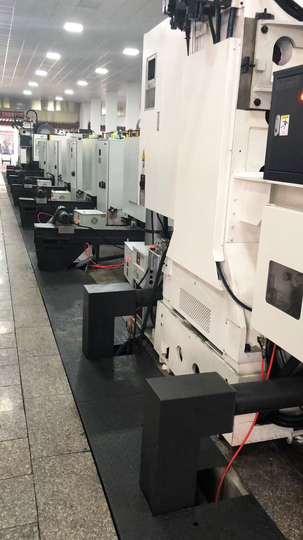 液壓步進式集中排屑