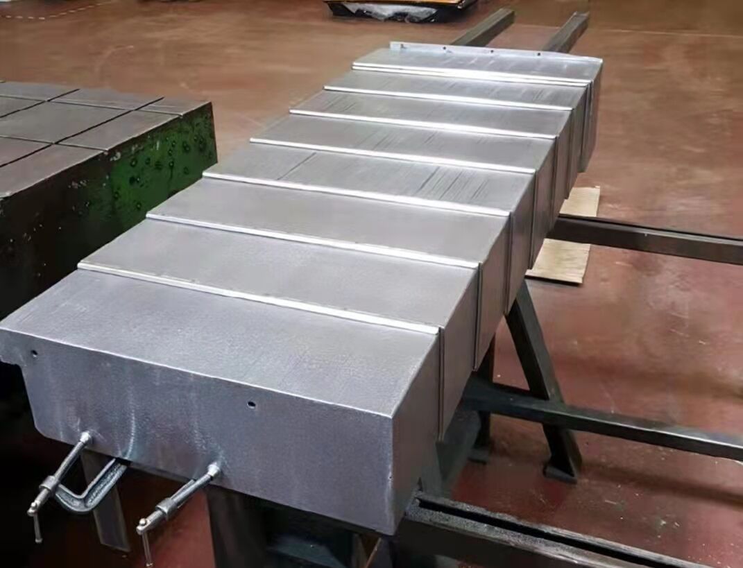 鋼板防護(hù)罩