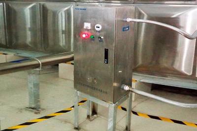 水箱自洁消毒器适用于二次供水高位水箱、蓄水池、自来水厂清水池、中水回用消毒、饮料及食品工业、消防水箱(池)杀菌灭藻、畜牧、畜禽养殖用水等领域