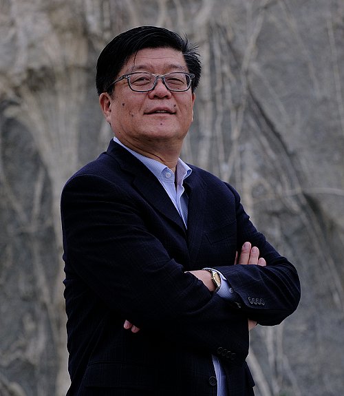 王刚代表：让侵权者付出沉重代价