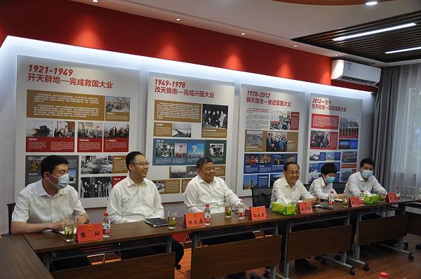 淄博市人大常委会党组书记、主任孙庆雷一行在yl7703永利集团调研