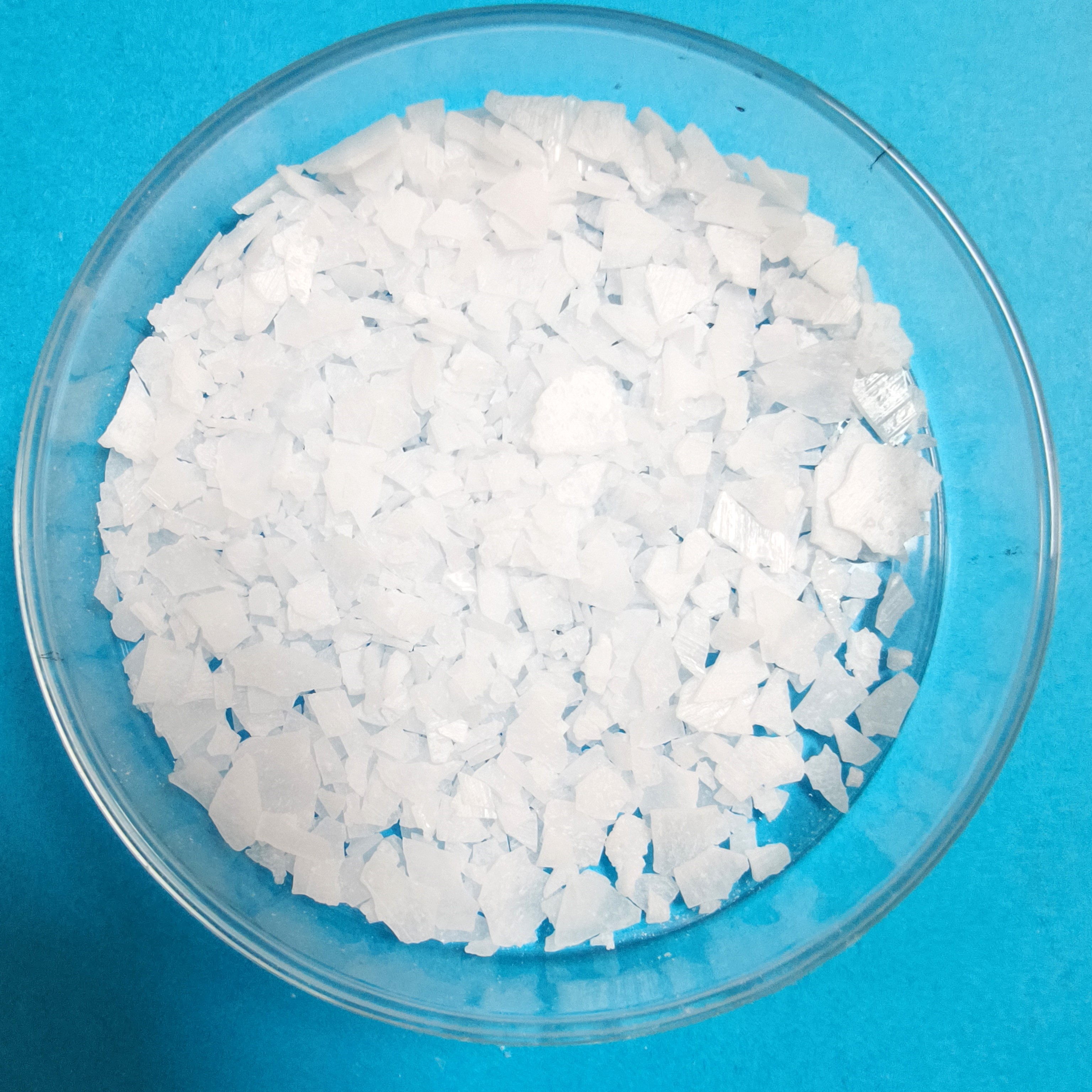 SPS-28 减水保坍型高性能聚羧酸减水剂片