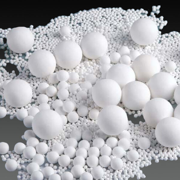 Alumina grinding ball