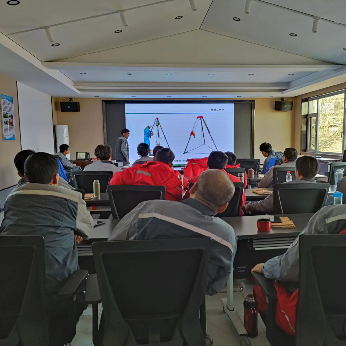 微信图片_202301311549333 拷贝.jpg