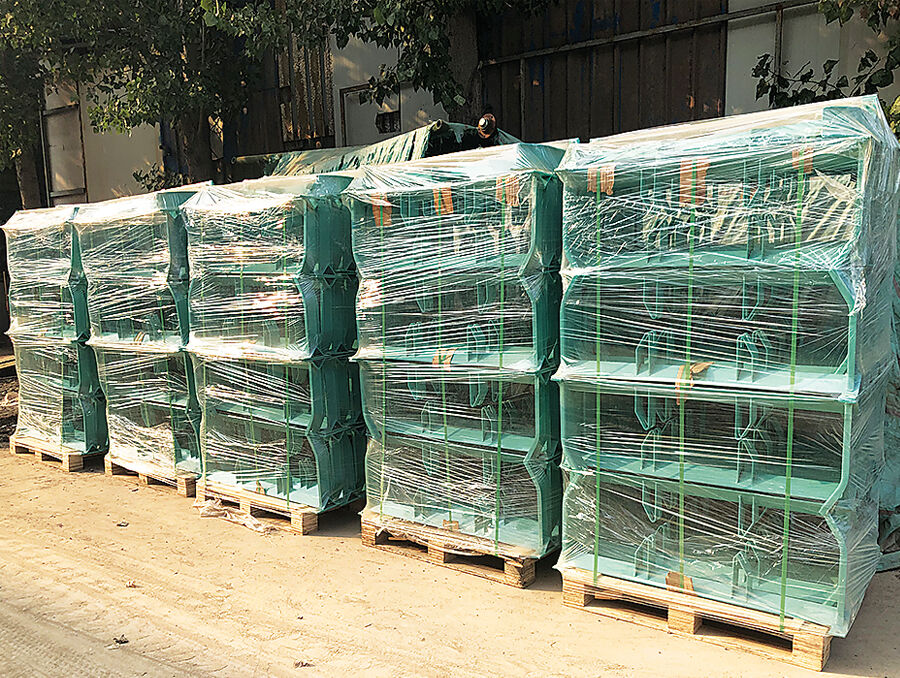 Export light green paint bracket