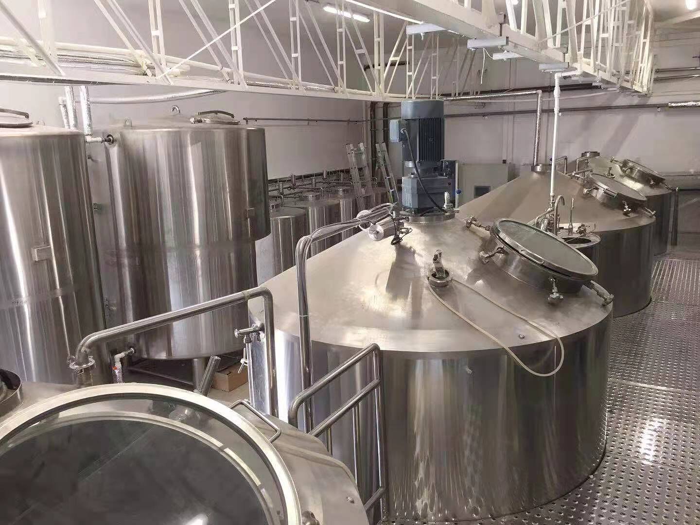 hungray 2000l brewery (2).jpg