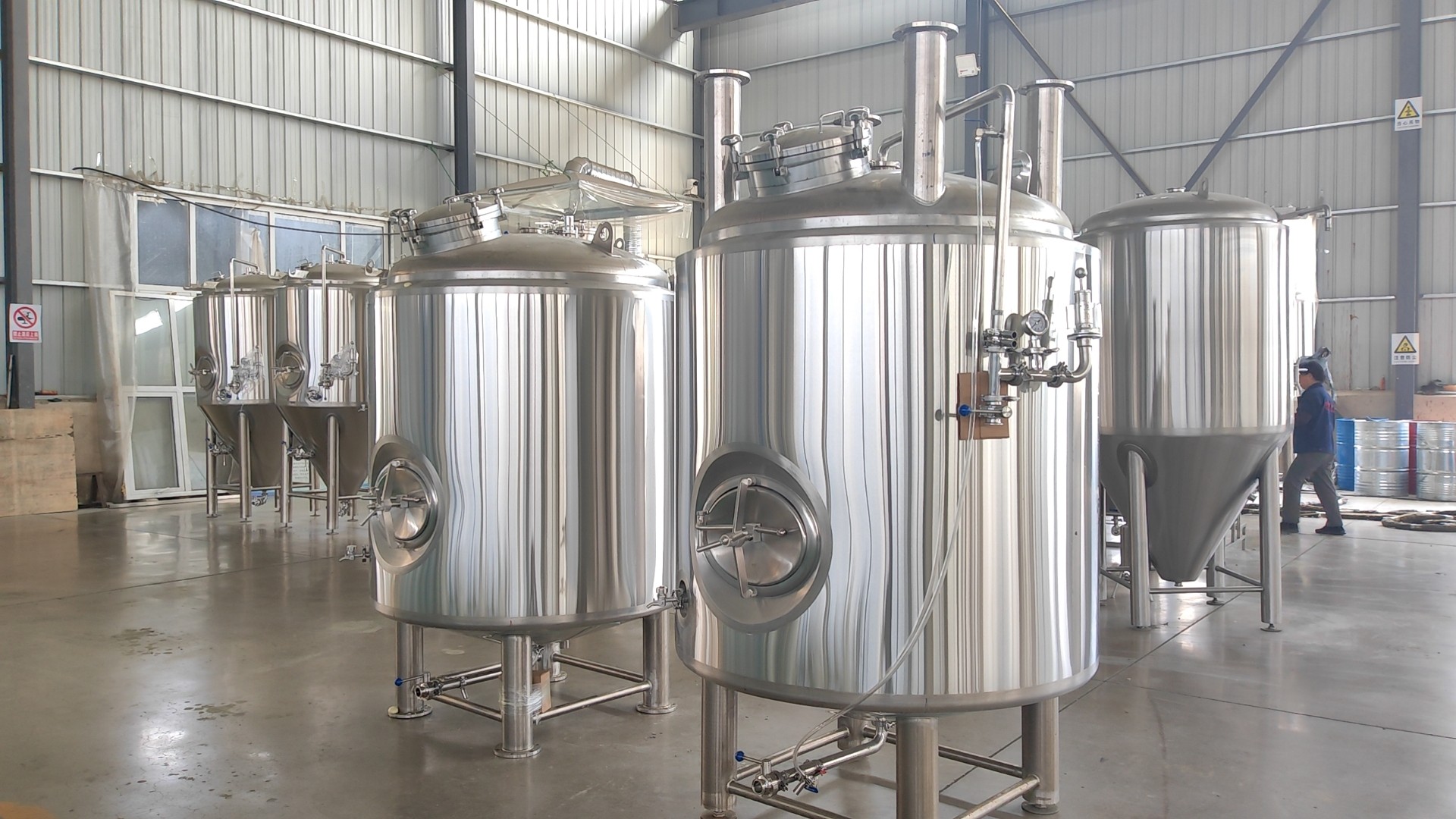 Beer Fermentation Tanks