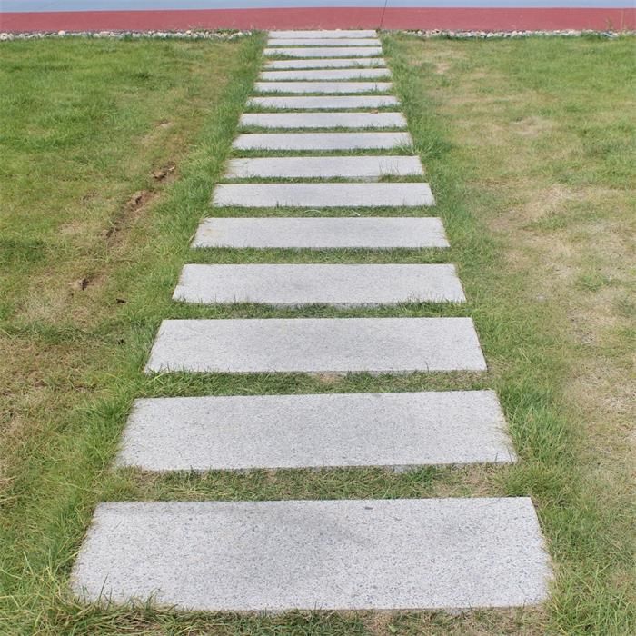 室外安装的五莲红石材怎样做防护