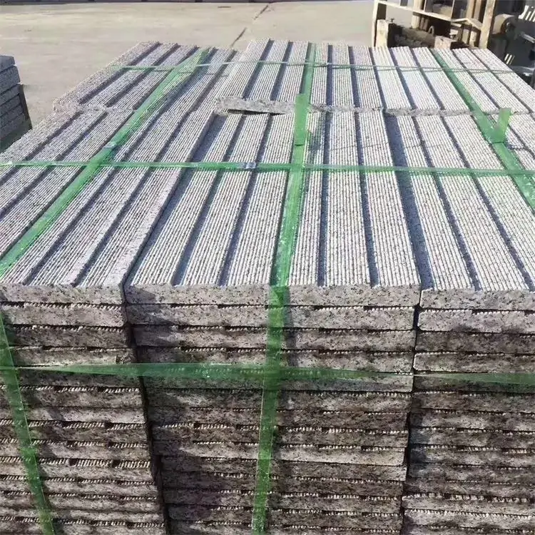 防滑板材