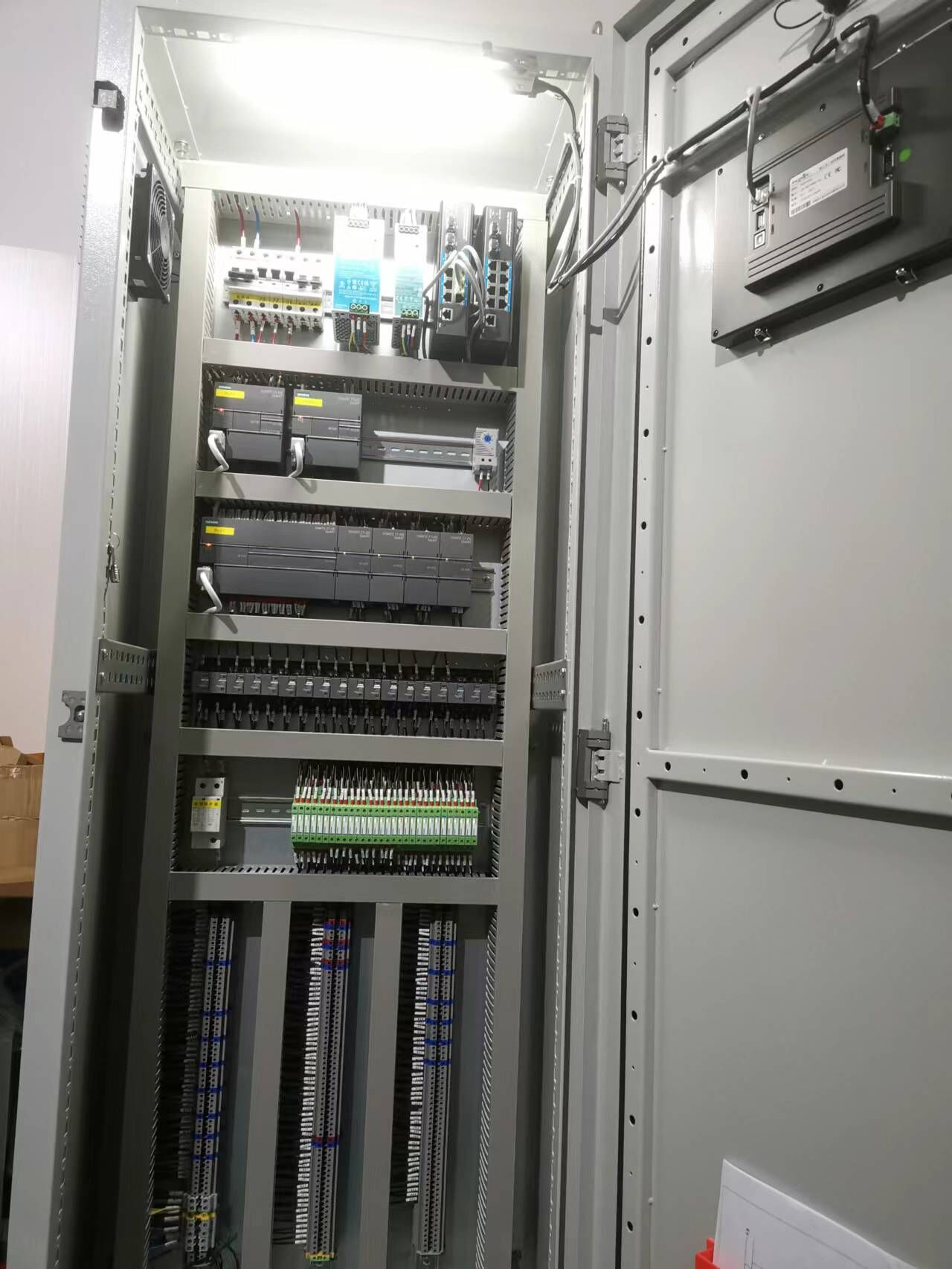 综合管廊监控PLC柜