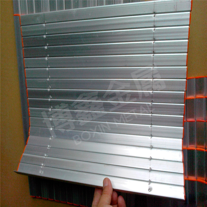 铝材型防护帘