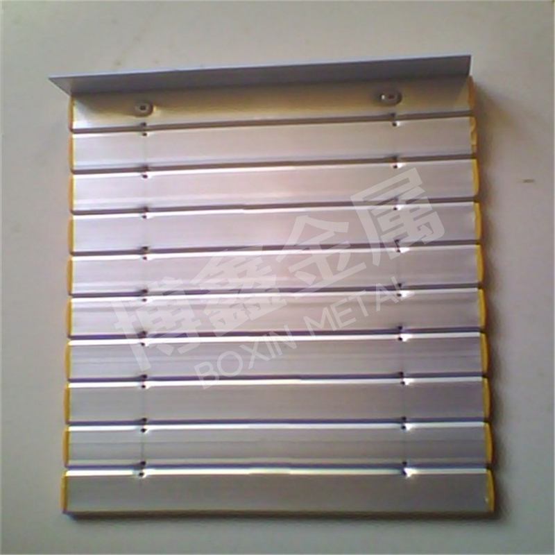 铝材型防护帘
