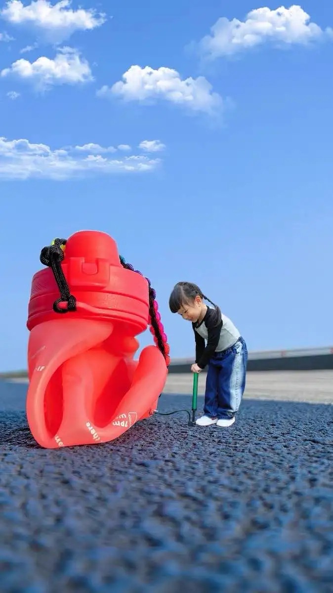 1749543993790978598777212928.jpg 图片