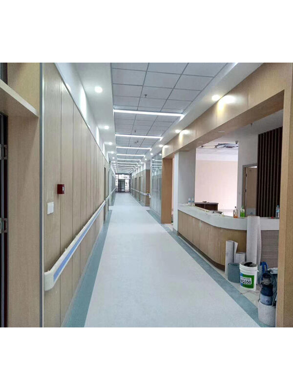 医院门.jpg 医院门.jpg