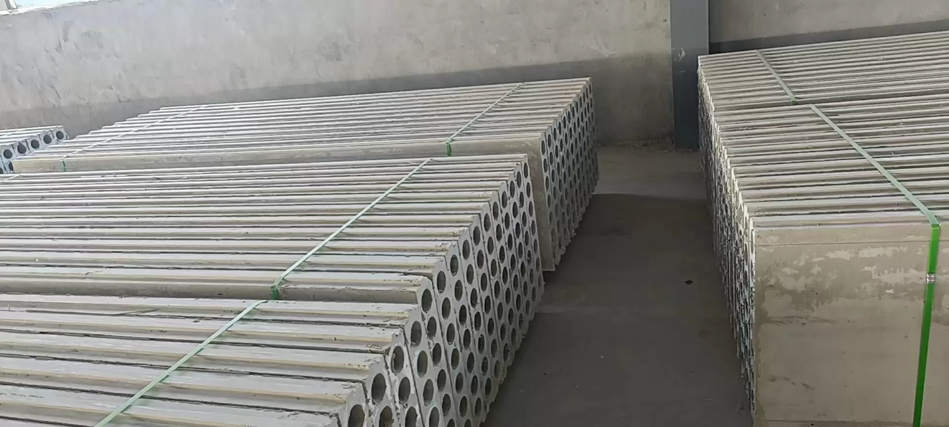 石膏空心條板