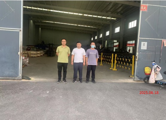 61f40eec6b4297638270f8ce33d989a