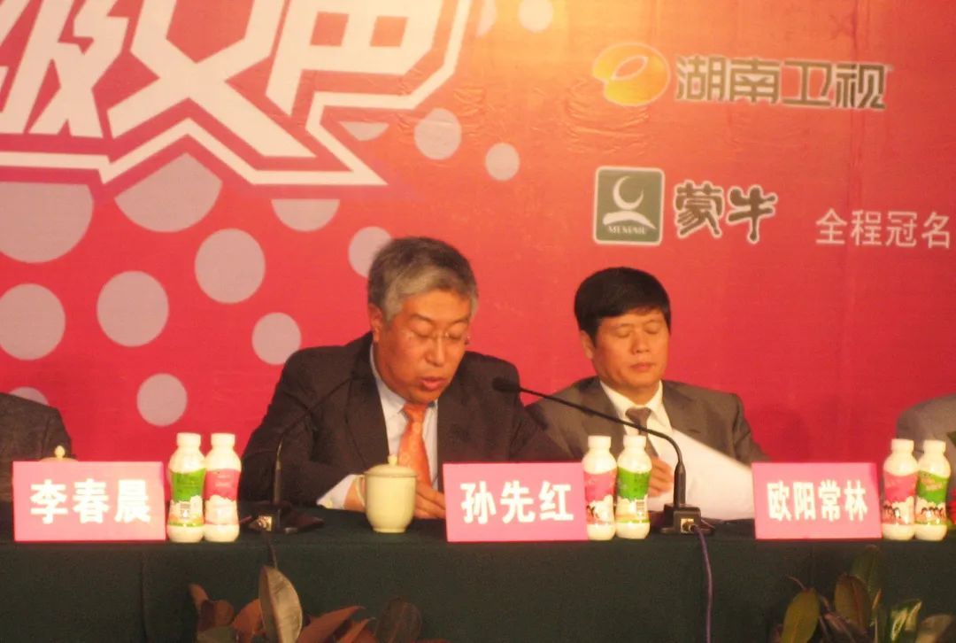 1740707426753915348065640448.jpg 1740707426753915348065640448.jpg