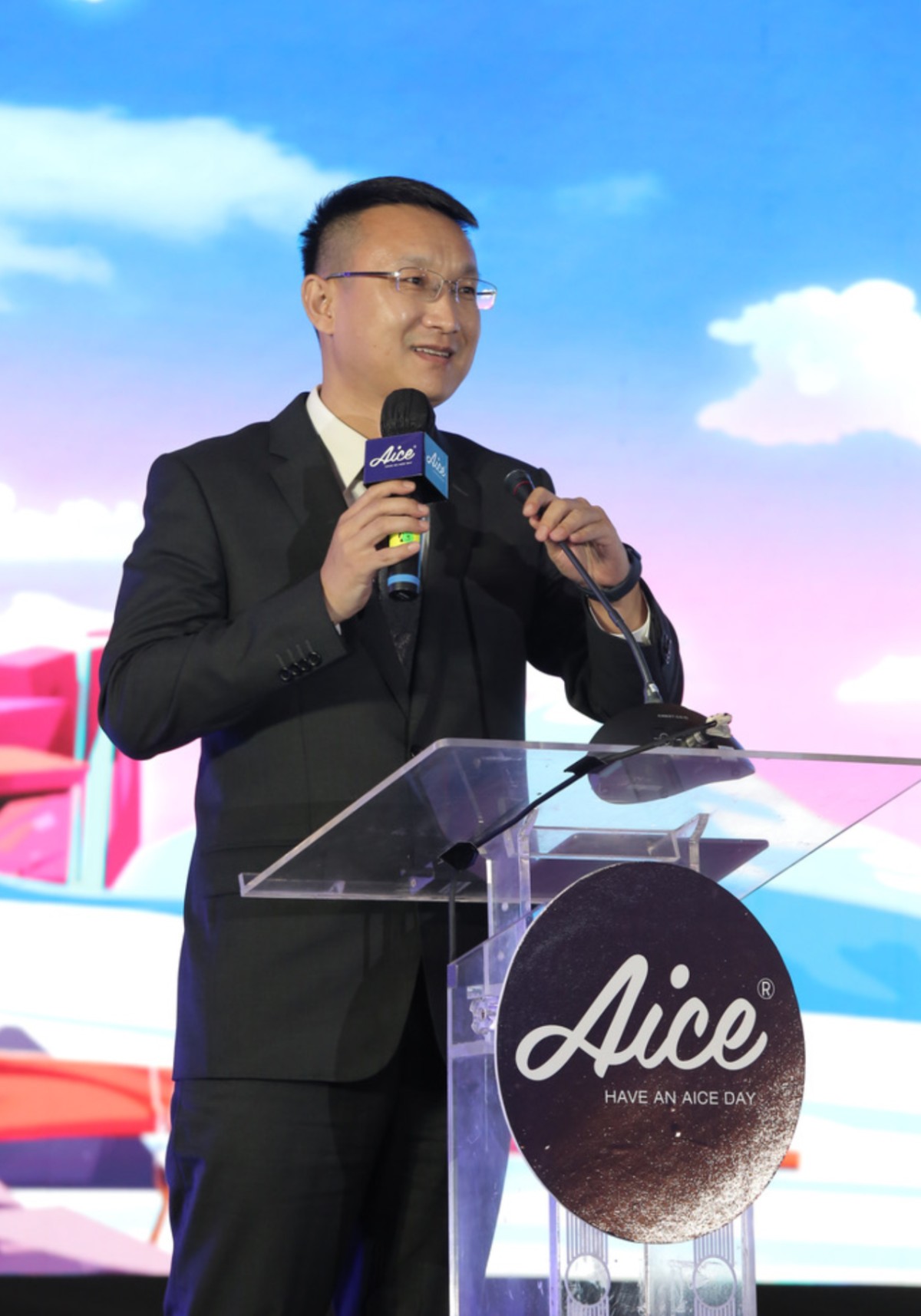 1758183928827217110367715328.png 1758183928827217110367715328.png