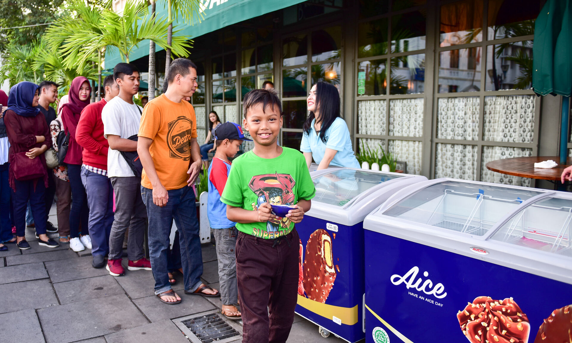 又一头牛跑出了火箭的速度