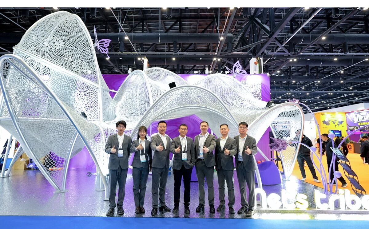 破茧成蝶，织梦成光｜绳网部落「流光蝶影」惊艳亮相 2026 北京国际游乐设施设备博览会