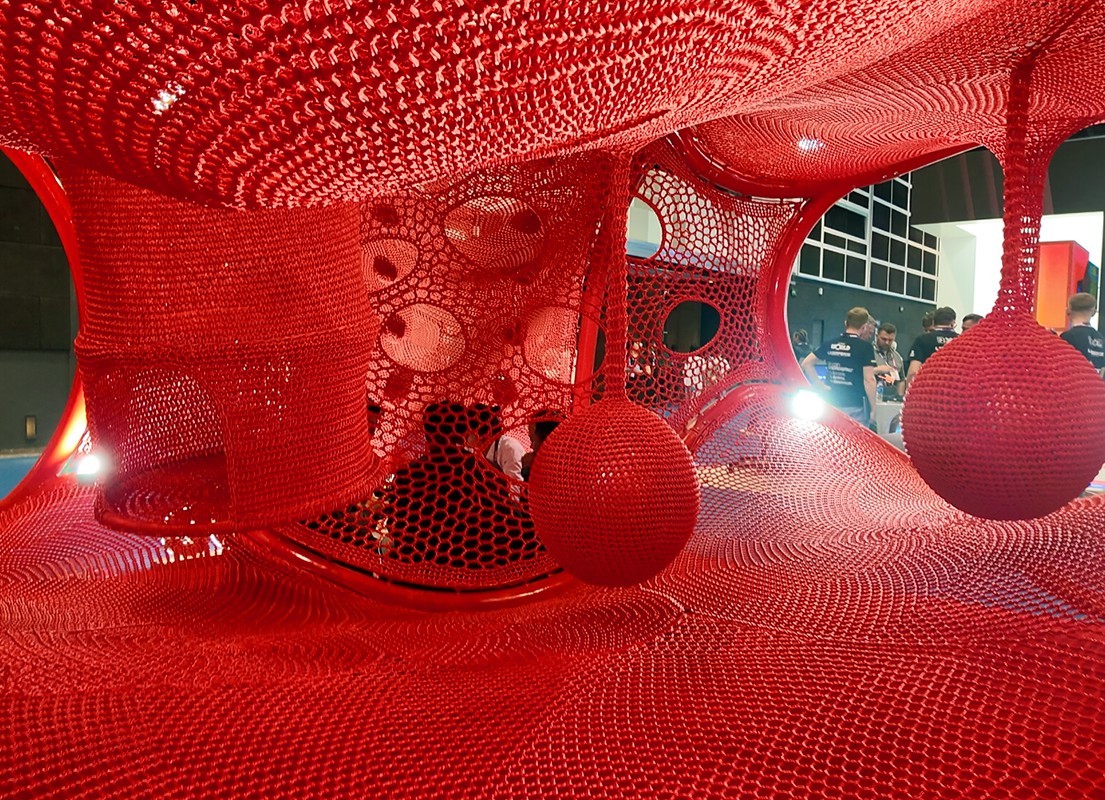 6 6