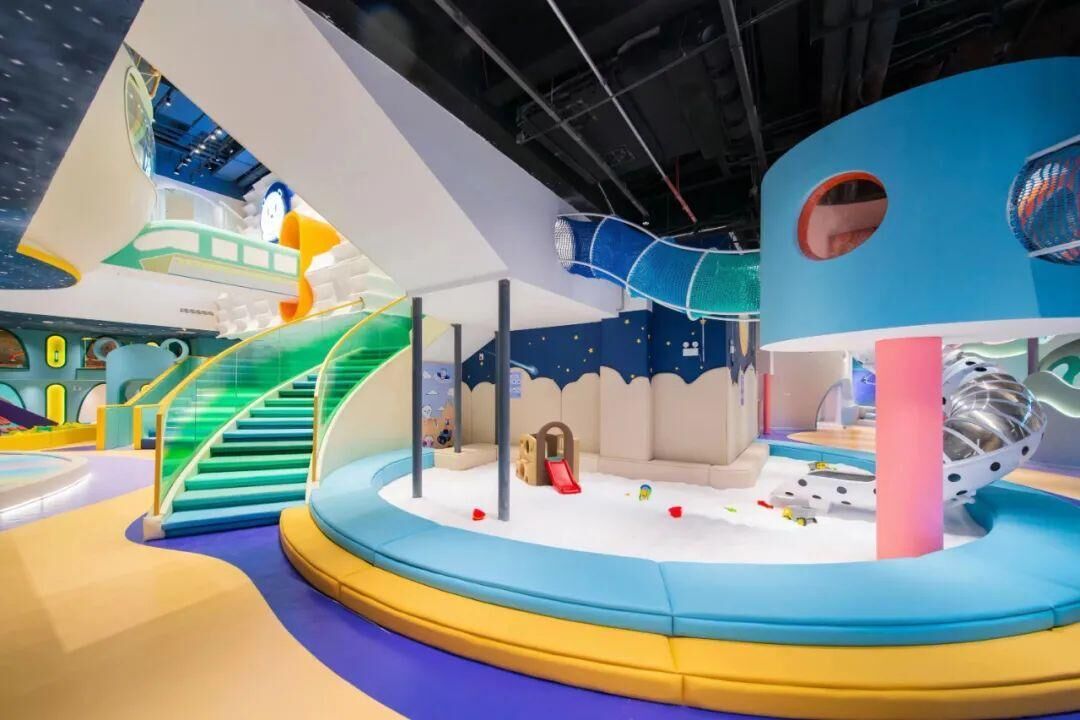 室内儿童游乐.jpg