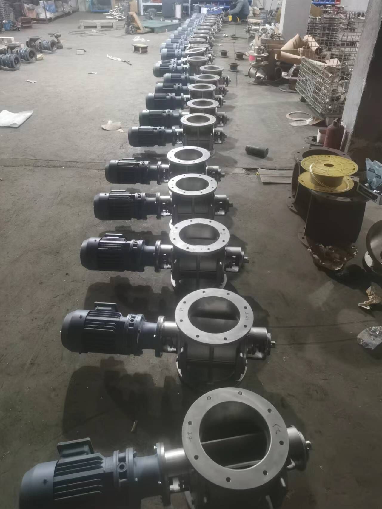 方形關(guān)風(fēng)機(jī)