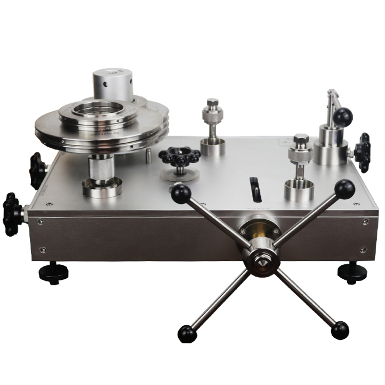 YWD型双活塞式压力计