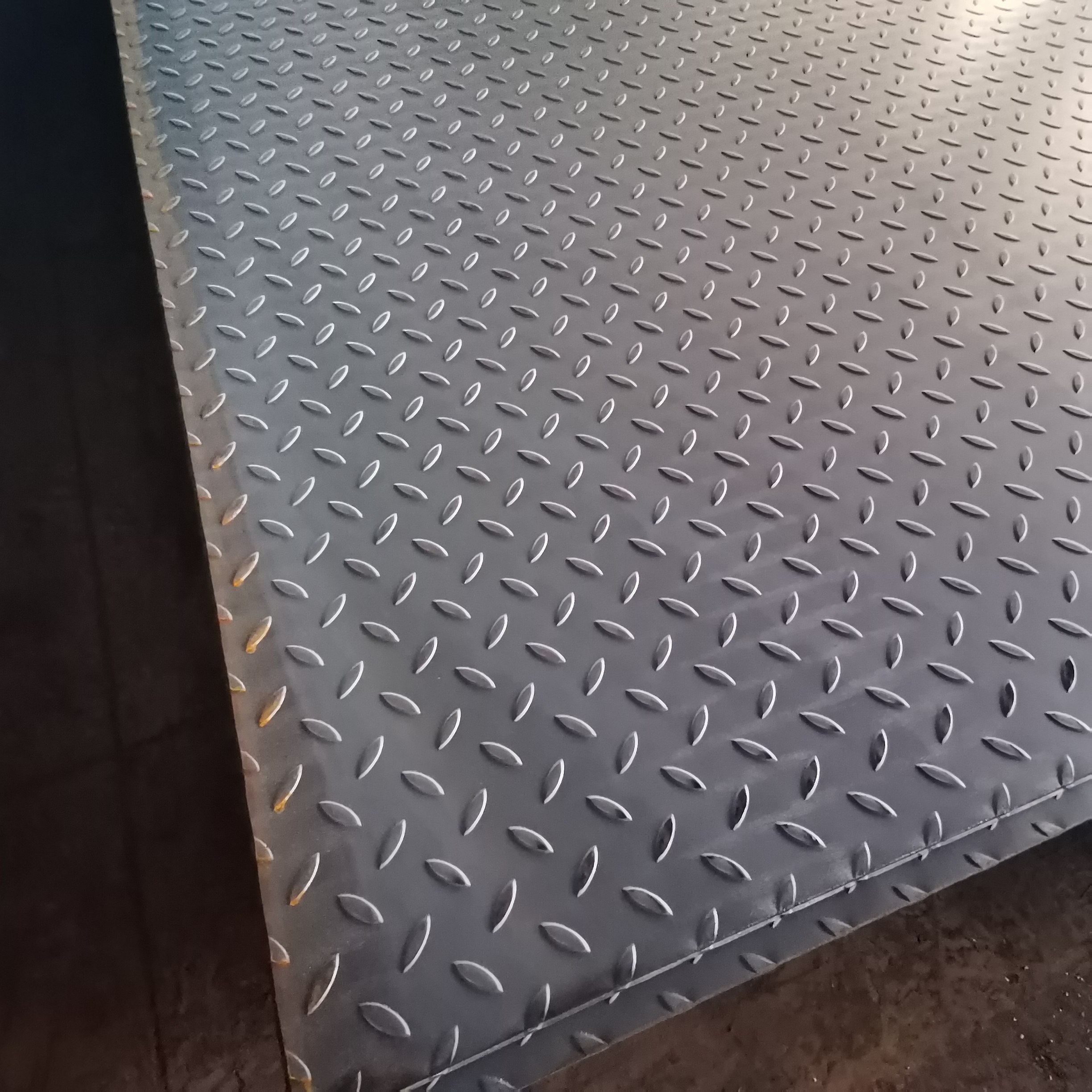 chequered-plate (6).jpg