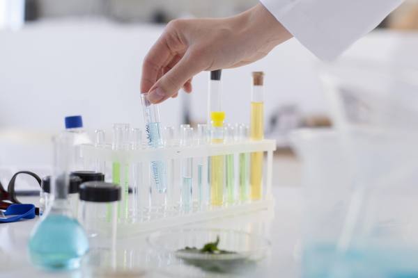 4-(叔丁基二甲基甲硅烷基)氧代-1-丁醇的应用