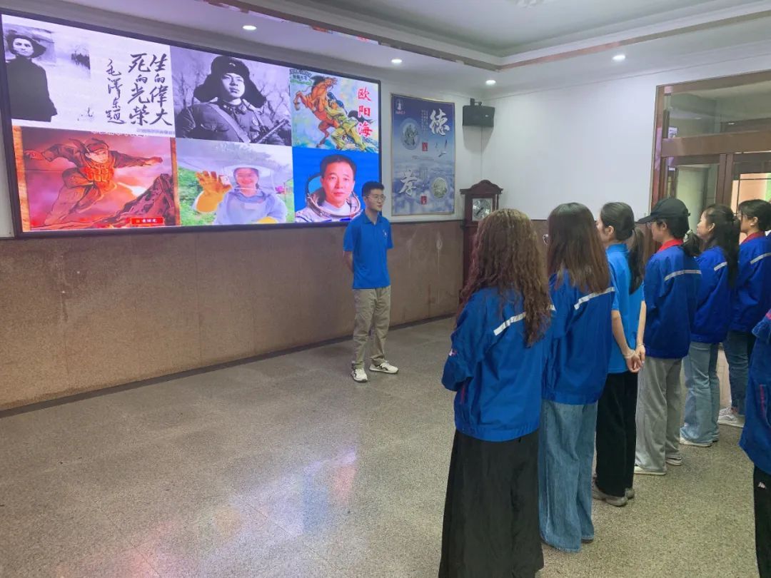 1746430128777918101990977536.jpg 1746430128777918101990977536.jpg