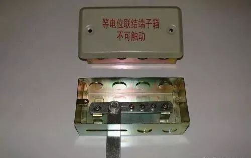 119-16.jpg 119-16.jpg