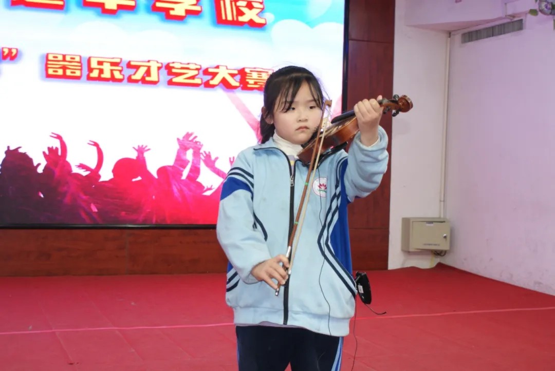 1734489500727835479632097282.jpg 图片