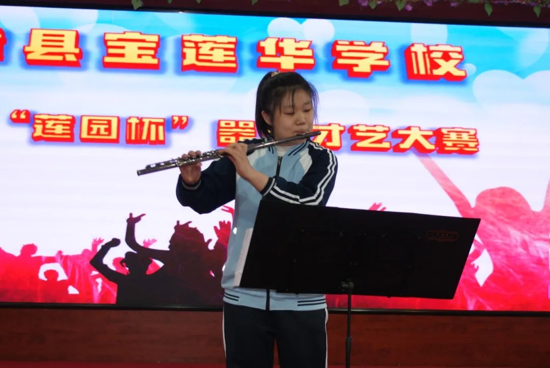 1734489500727835479690821632.jpg 图片