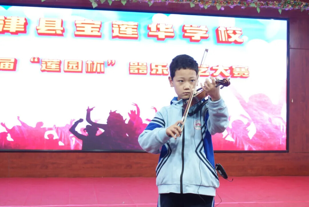 1734489500727835479715991552.jpg 图片