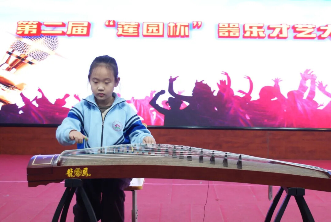 1734489504727835496371556352.jpg 图片