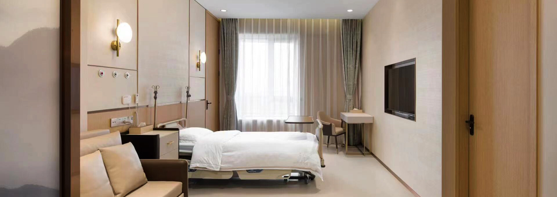 医疗家具品牌故事：匠心传承与人文关怀的融合之道