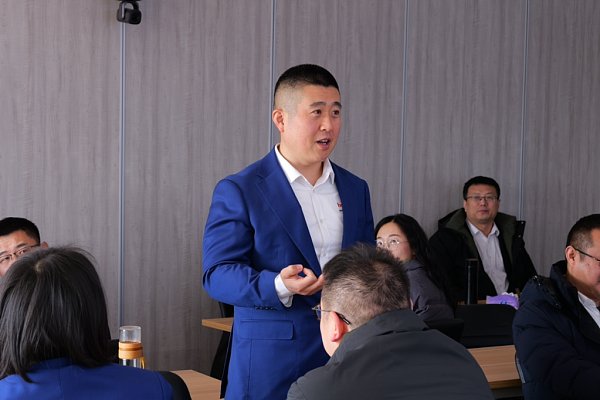 凝心聚力启新程 誓师奋进创佳绩--济南6165cc金沙总站热工2026年度销售誓师大会圆满召开--6165cc金沙总站炉内精炼设备领导者