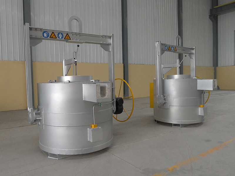 懸吊式鋁熔化保溫坩堝爐