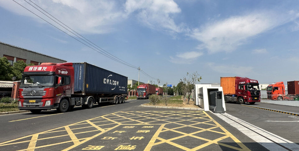 生产忙、进度紧、奋战四季度