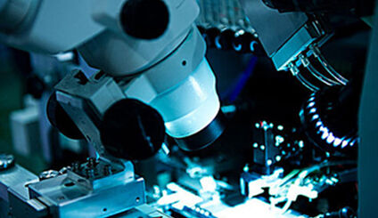 PC制造业首片低温塑胶连接器主板