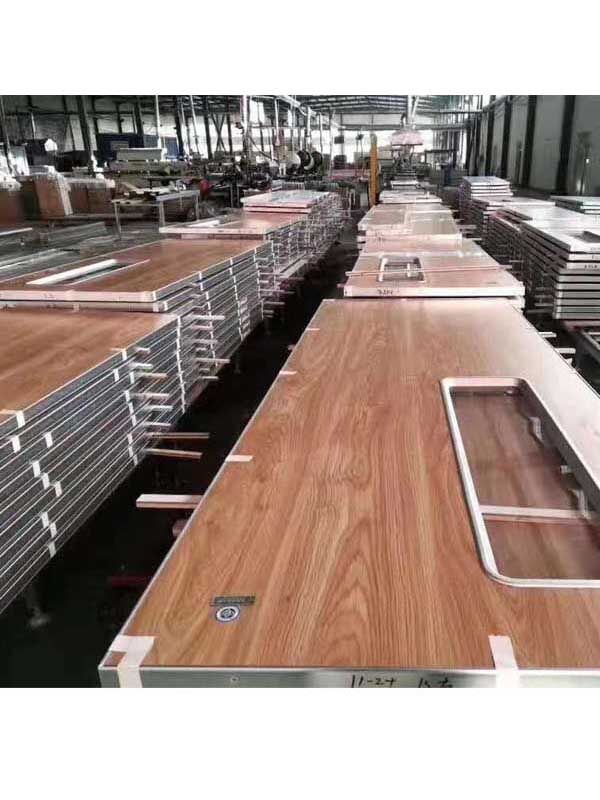 在安装医院用门时要注意保护门体 在安装医院用门时要注意保护门体