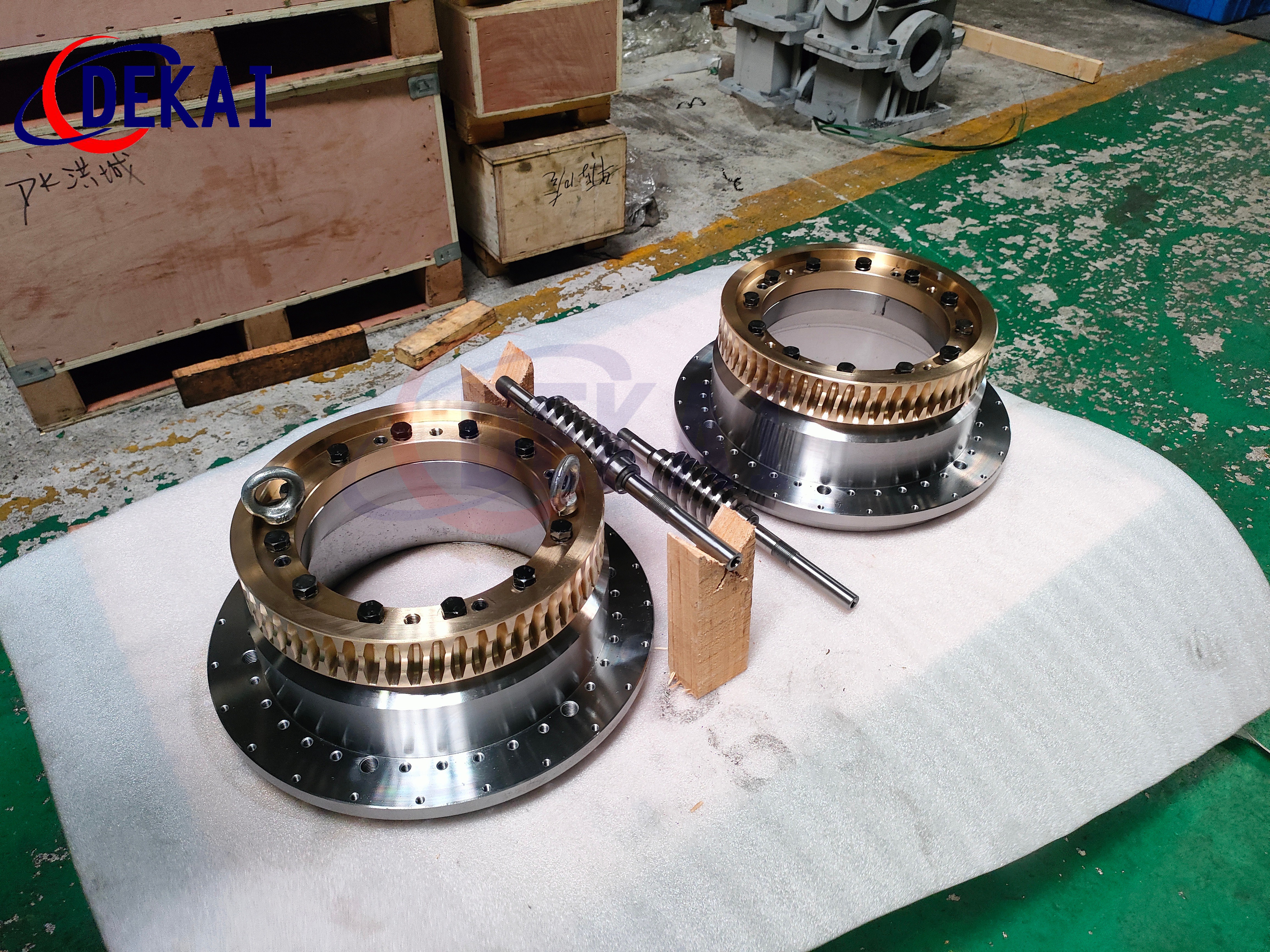 轉(zhuǎn)臺(tái)雙導(dǎo)程蝸輪蝸桿