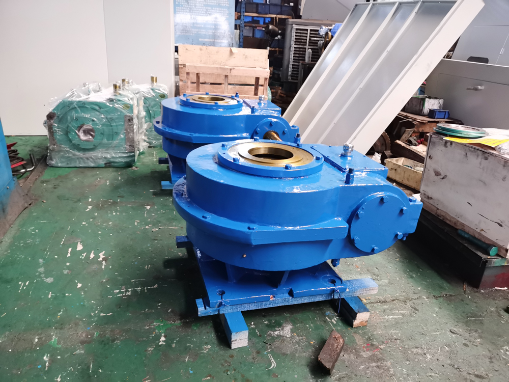 二次包絡(luò)軋機(jī)壓下減速機(jī)鋼廠專(zhuān)用