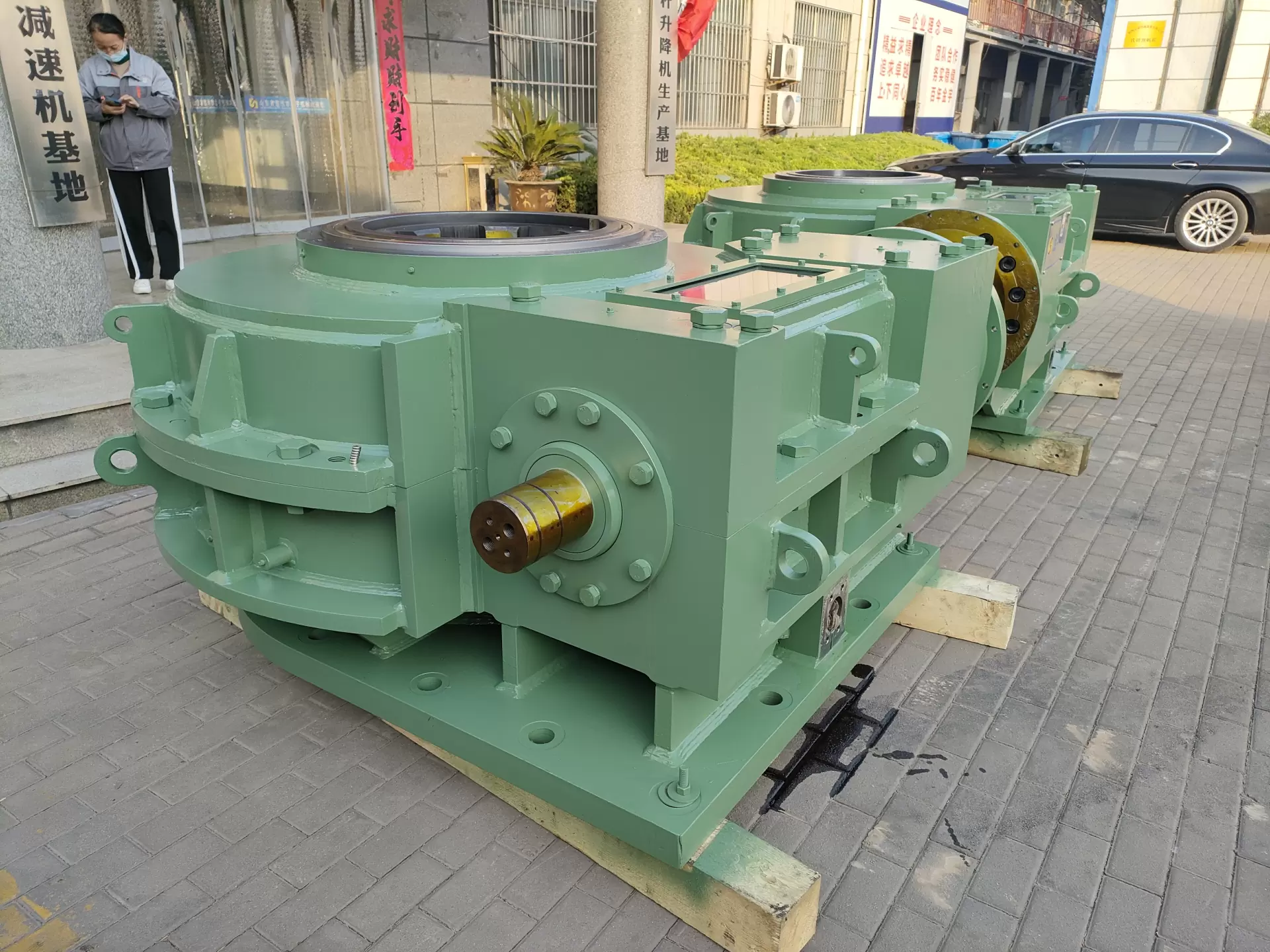 鋼廠軋機(jī)壓下減速機(jī)