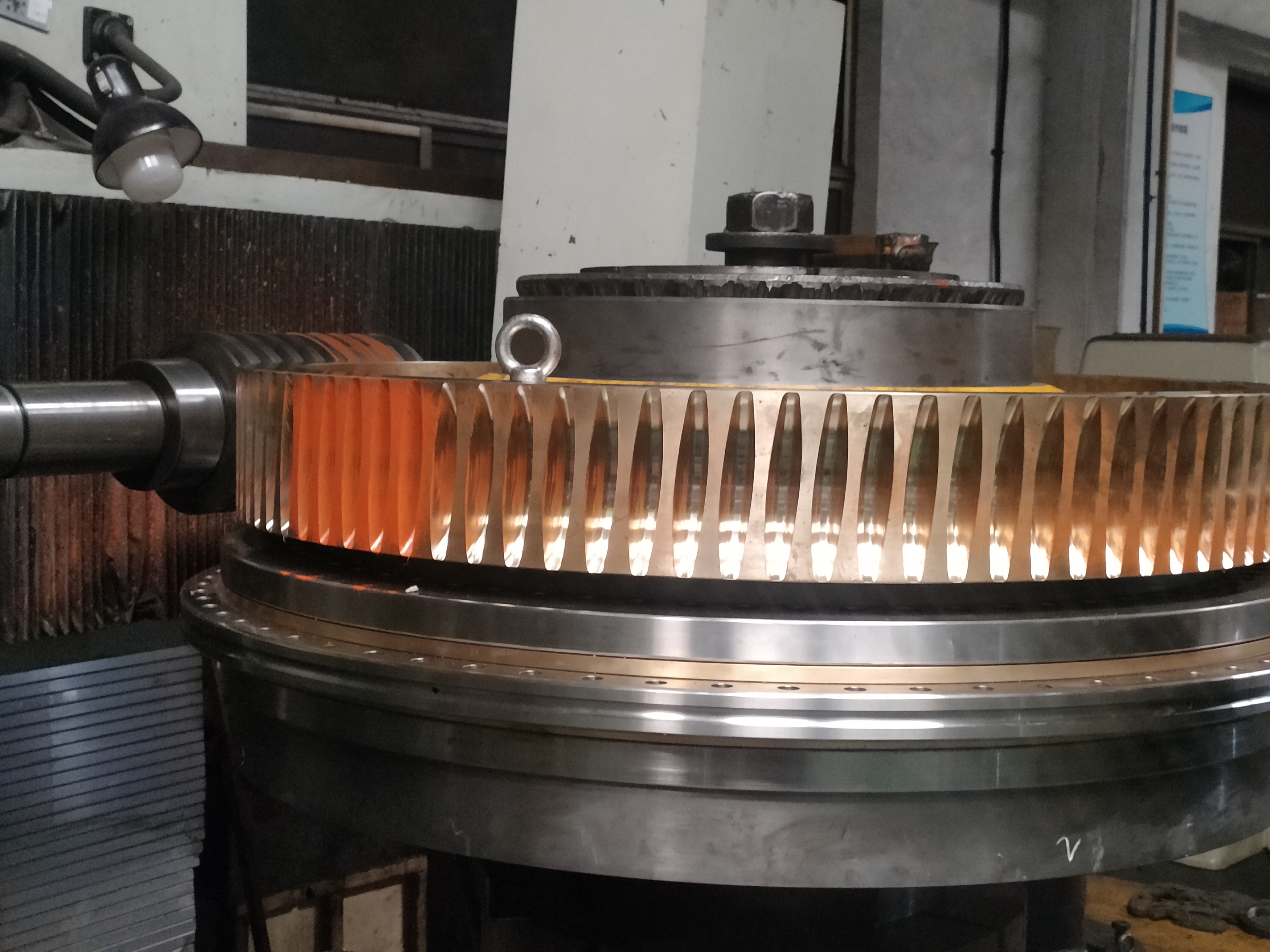 機(jī)床數(shù)控回轉(zhuǎn)臺(tái)蝸桿副