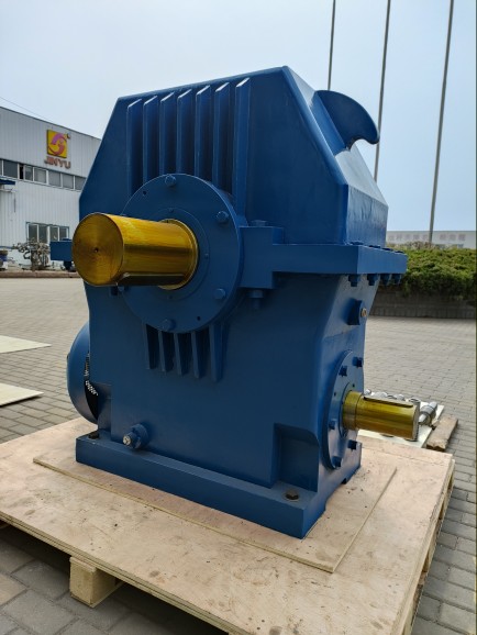 出口俄羅斯二次包絡(luò)蝸輪蝸桿減速機?