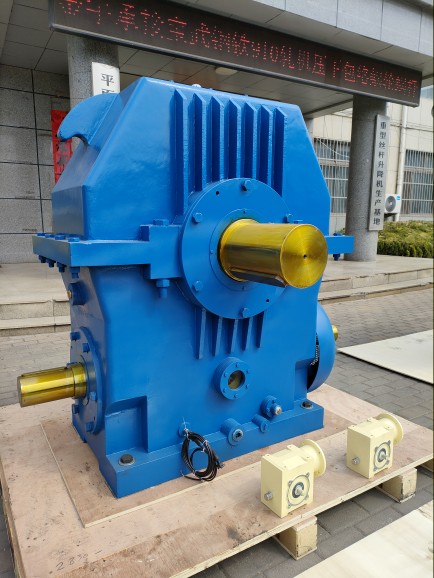 出口俄羅斯二次包絡(luò)蝸輪蝸桿減速機?